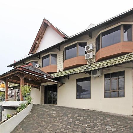 Готель Reddoorz Near Malioboro Tugu Station Jogja Джок'якарта Екстер'єр фото